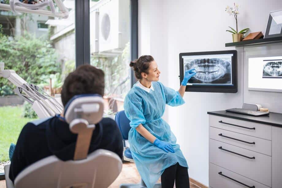 How long after dental implants can you eat normally blog 920x613