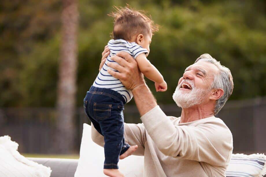 What causes periodontal disease 920x613